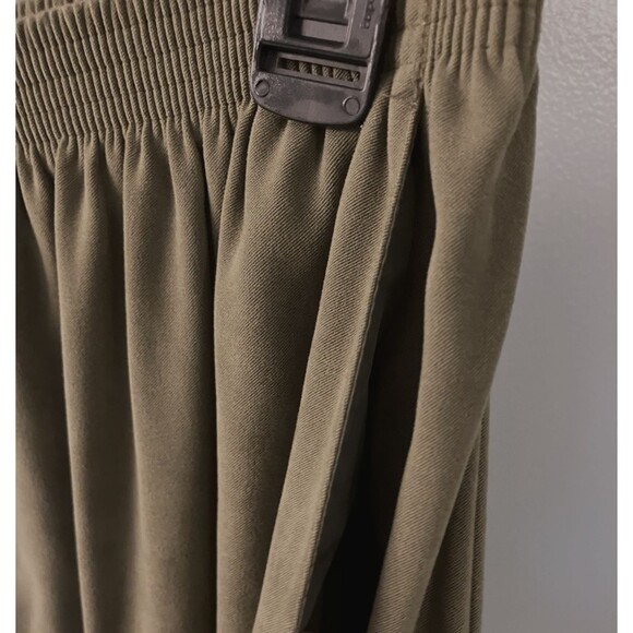 Alfred Dunner Womens Petite Soft Microsuede Green Pants Size 14P NWOT - Picture 5 of 7